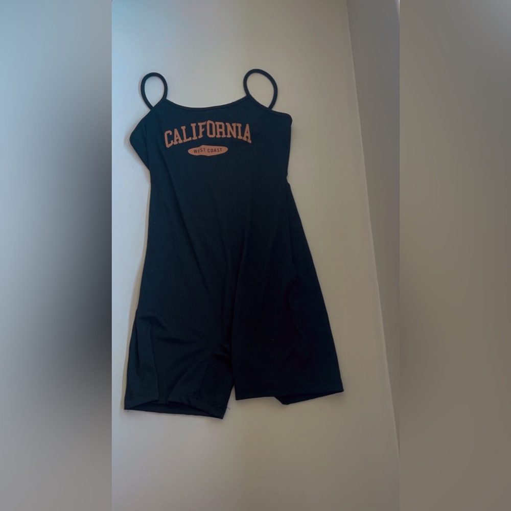 Black California jumper two-piece